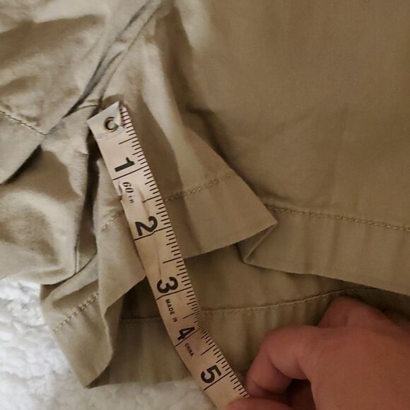 J Crew Chino broken in shorts 8 - Picture 3 of 4